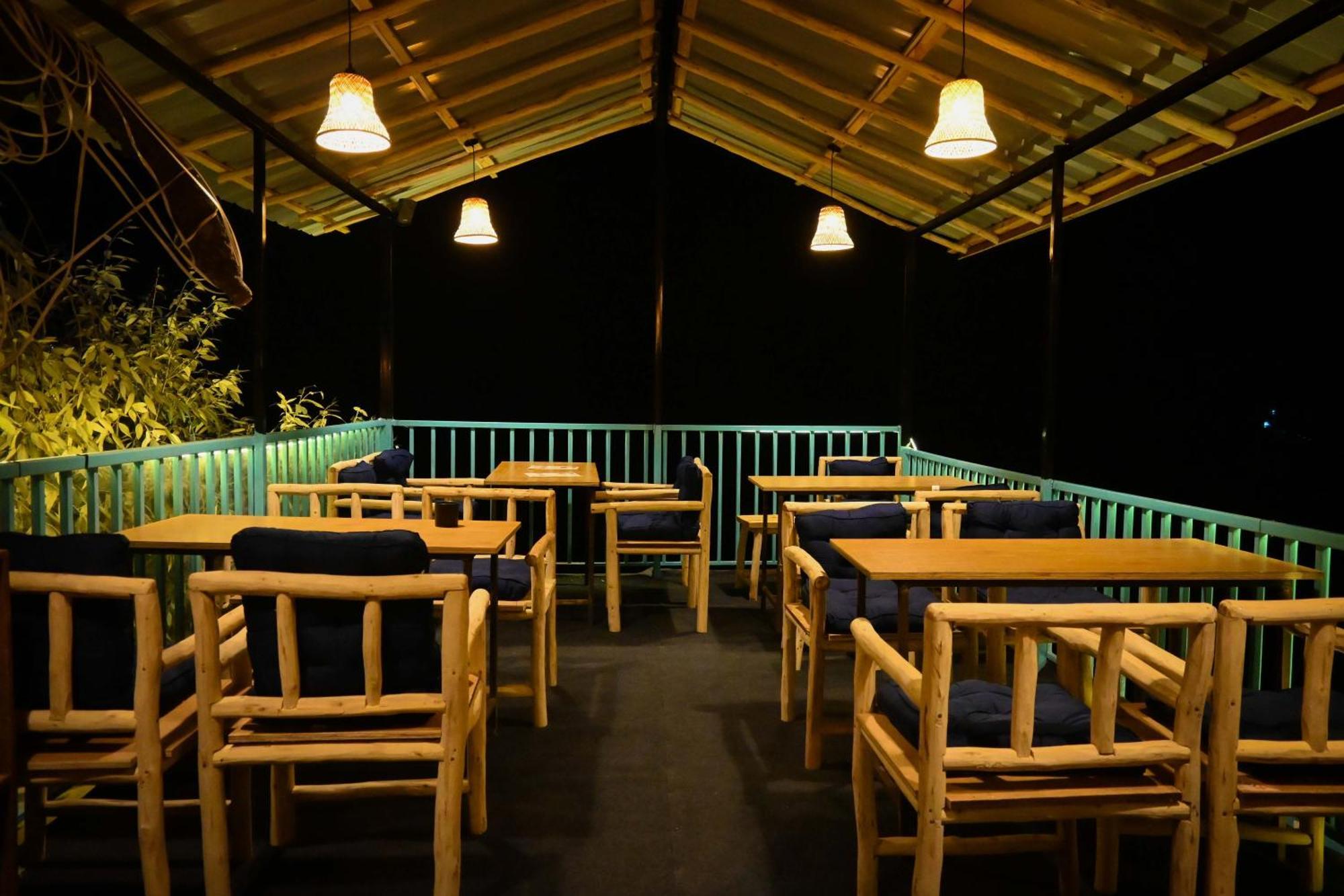 Hostel 360 Degree, Jibhi Luaran gambar