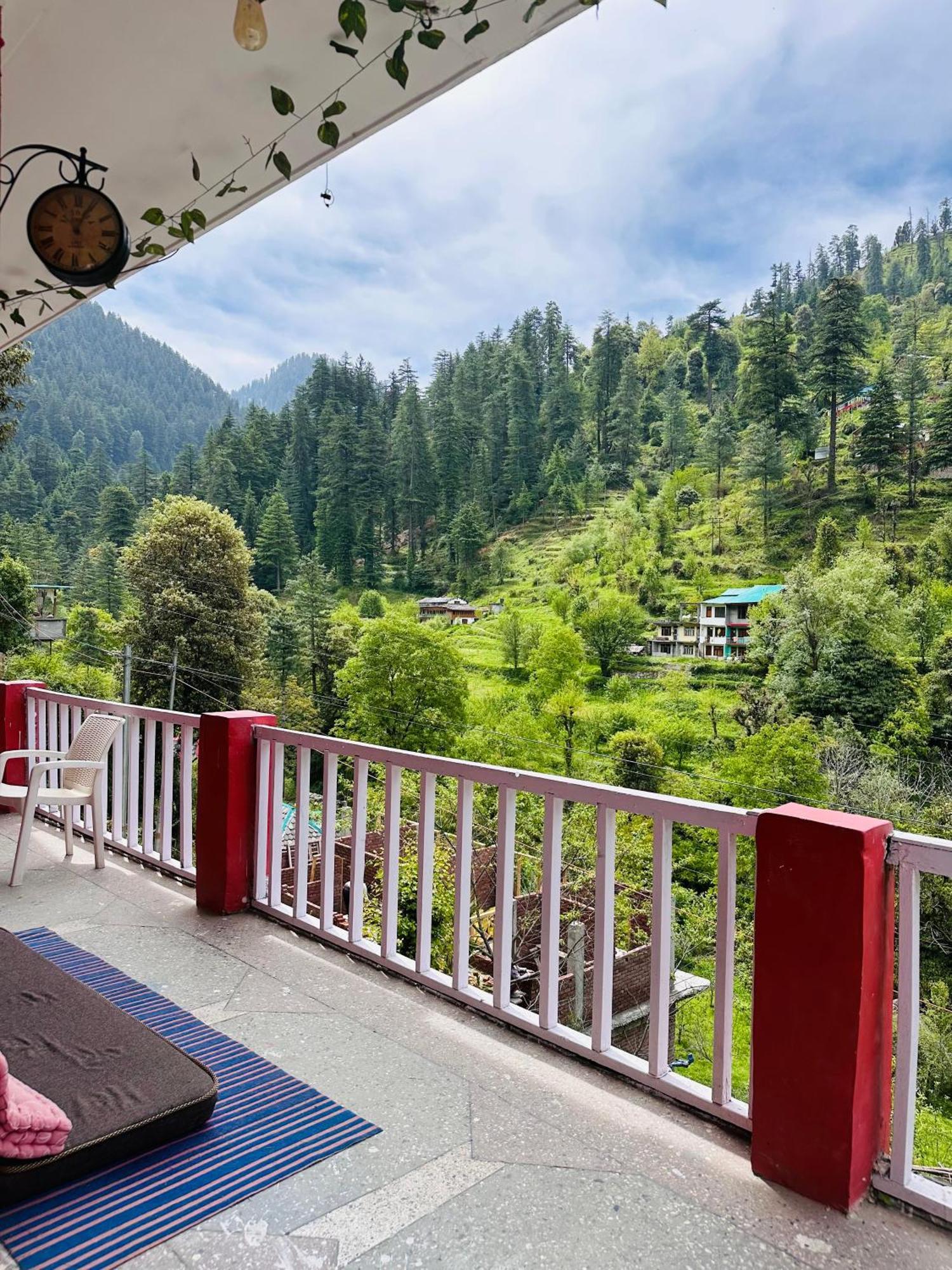 Hostel 360 Degree, Jibhi Luaran gambar